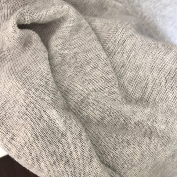 Lou & Grey slouchy soft grey sweater sz L - Picture 3 of 3